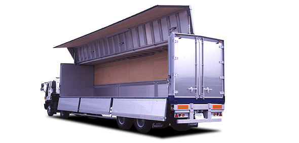 Securing the maximum space in both width and length to realize highly efficient, mass transport.
