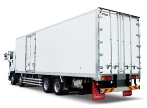 Heavy-Duty Sandwich Panel Refrigerated Truck